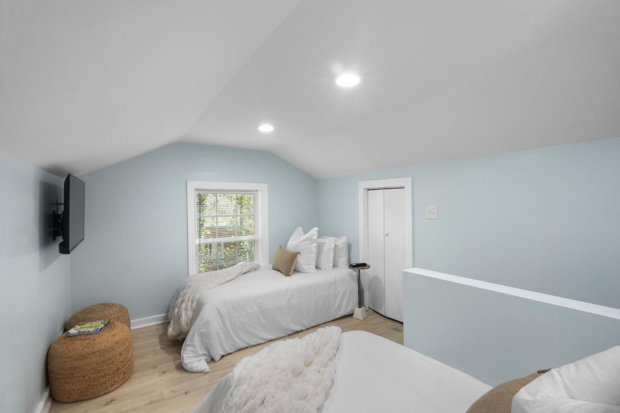 Forest Hills Manor