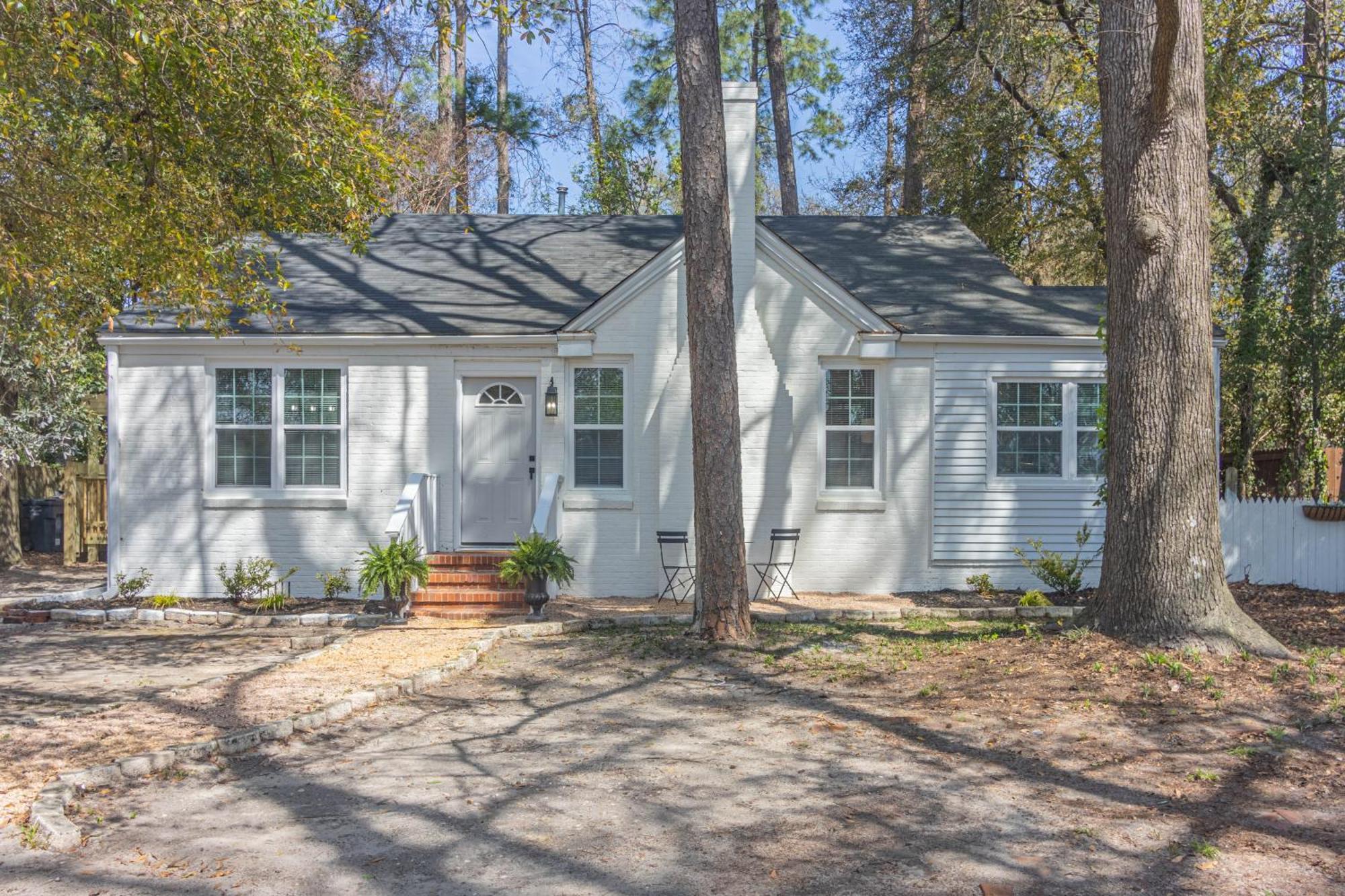 Forest Hills Manor